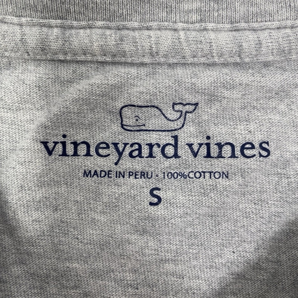 Vineyard Vines T-Shirt Men Small Gray Party Whale Pocket Long Sleeve Graphic Tee - Picture 4 of 5